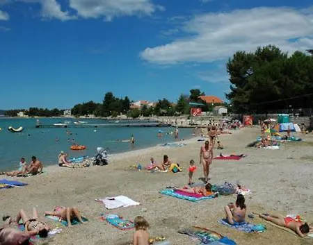 Jednosoban I Trosoban Apartamento