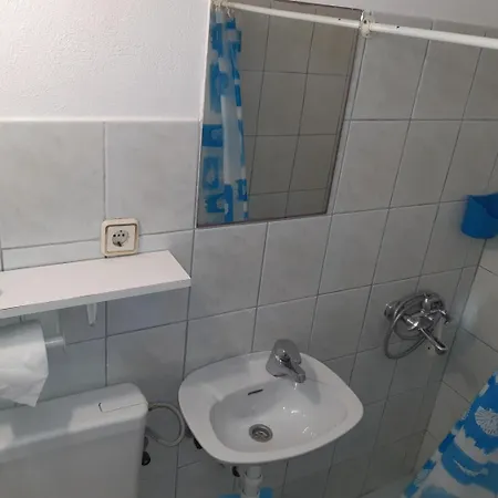 Jednosoban I Trosoban Sukošan