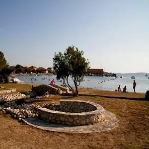 Jednosoban I Trosoban Apartamento