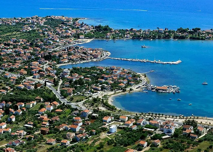 Jednosoban I Trosoban Сукошан