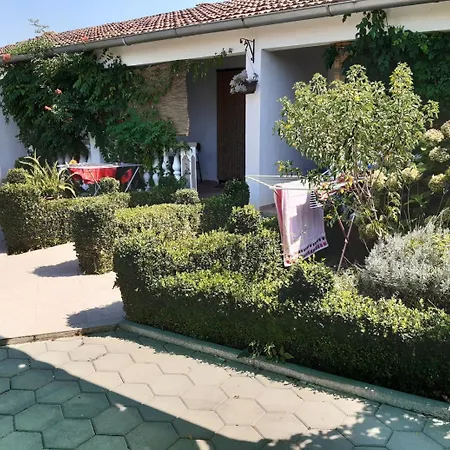 Jednosoban I Trosoban Sukošan