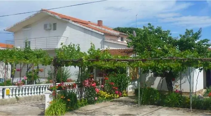 Jednosoban I Trosoban * Sukošan