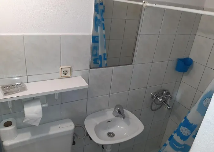 Jednosoban I Trosoban Sukošan